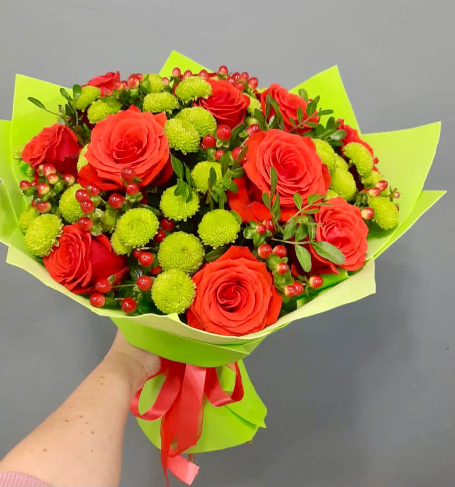 Букет признание в Тацинской Букет цветов из: Хризантемы и Розы в Тацинской