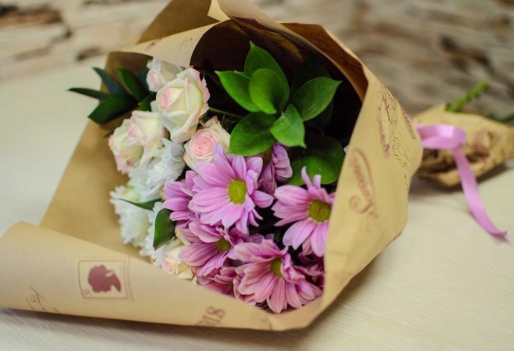 Букет цветов из: Розы и Хризантемы в Тацинской