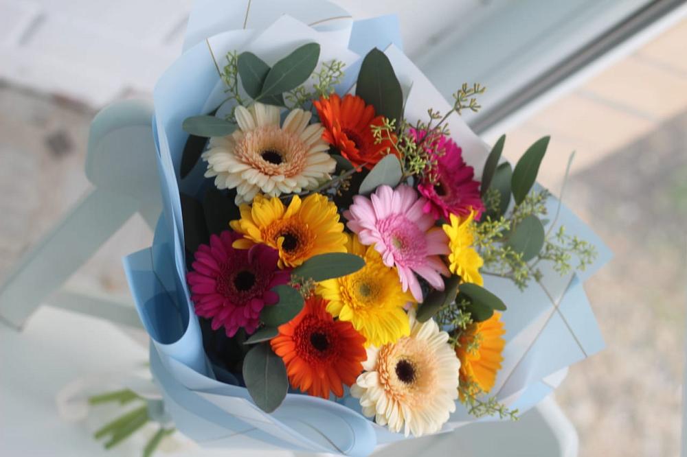 Букет мини герберы в Тацинской Букет цветов из: Герберы в Тацинской