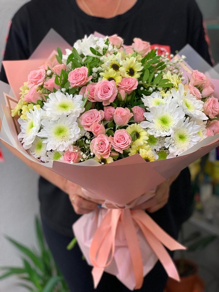 Букет цветов из: Розы и Хризантемы в Тацинской