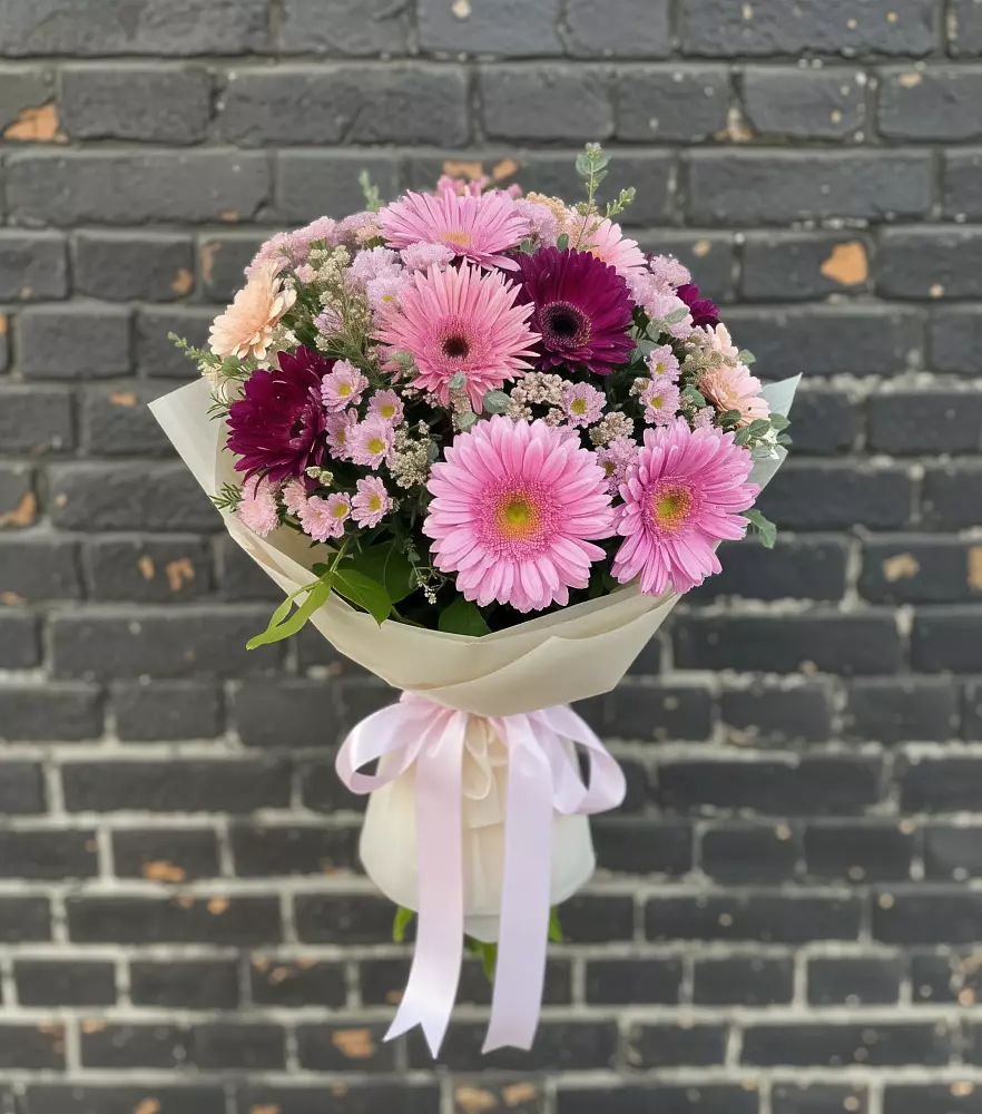Букет цветов из: Герберы и Хризантемы в Тацинской