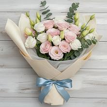 Букет цветов из:  Лизиантусы в Тацинской