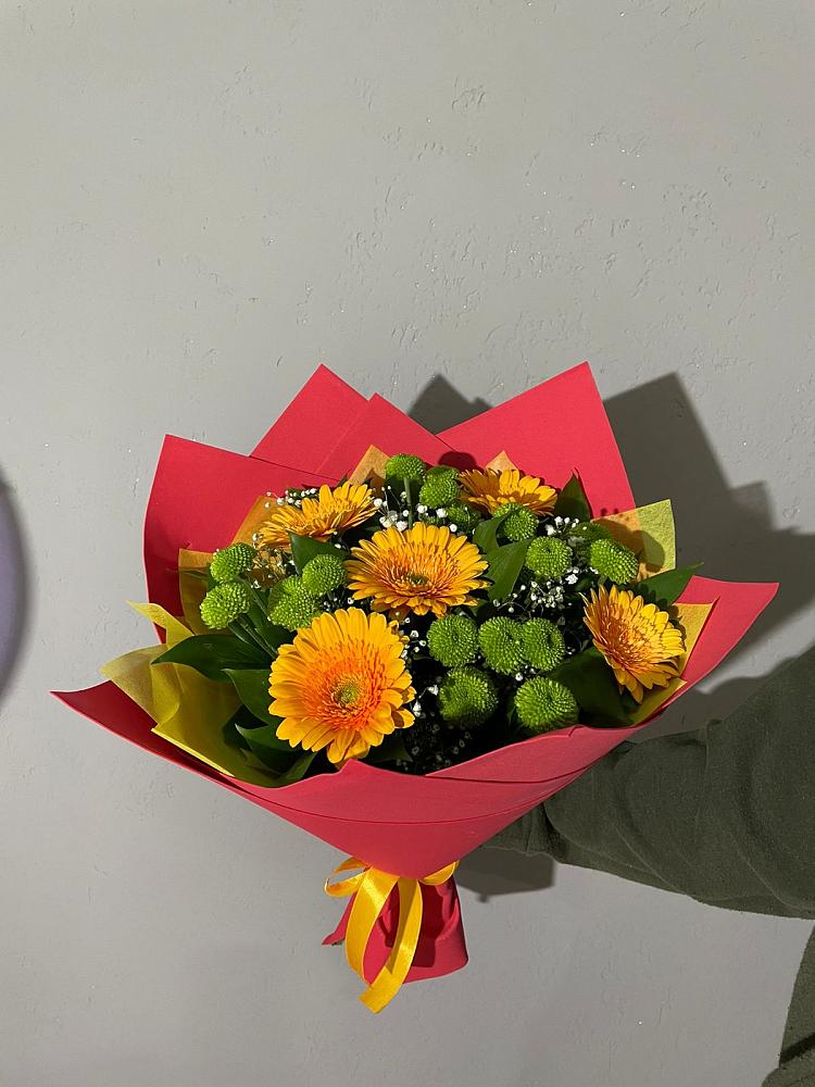 Букет цветов из: Герберы и Хризантемы в Тацинской