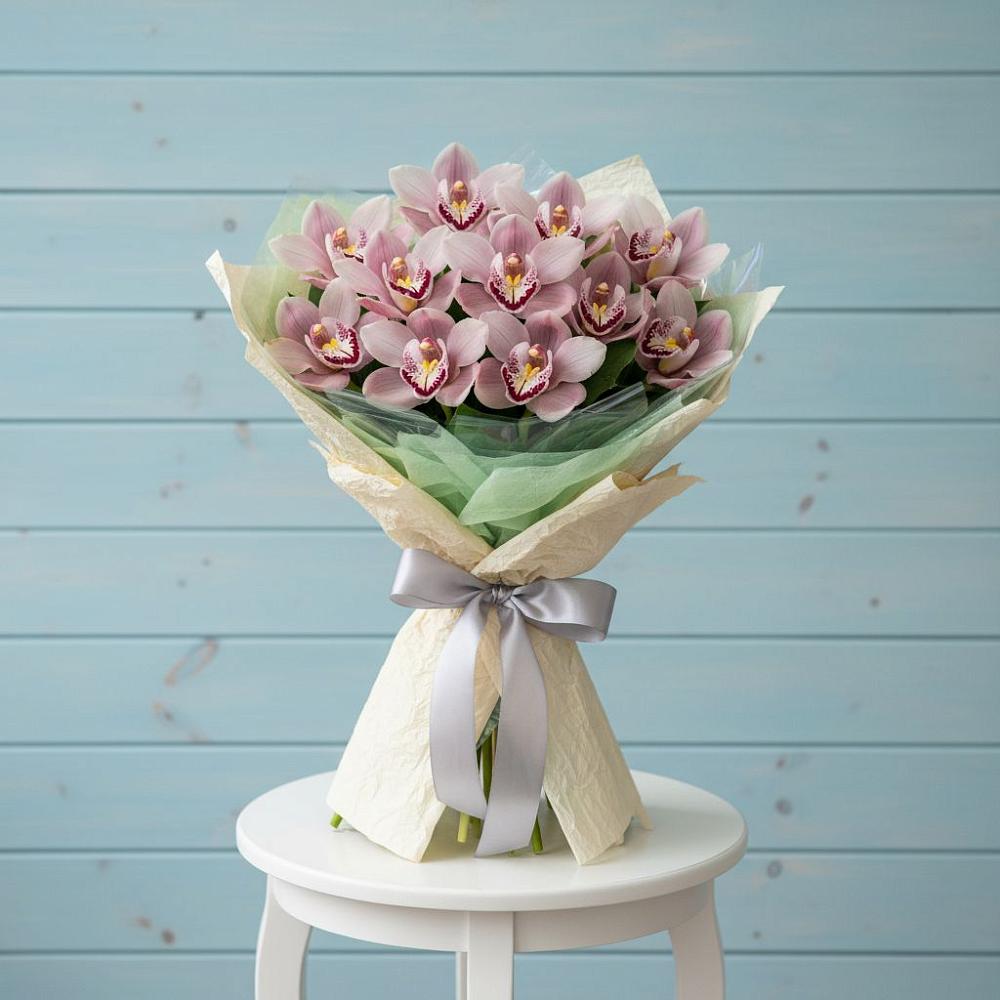 Букет цветов из: Орхидеи и Розы в Тацинской