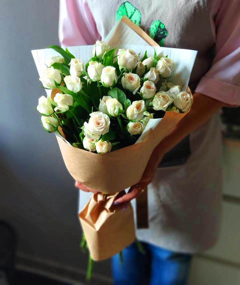 Букет хорошее настроение в Тацинской Букет цветов из: Розы в Тацинской