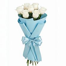 Букет 7 белых роз Проуд в Тацинской