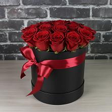 Цветочная композиция из Розы в шляпной коробке #REPLACE_PRED# Тацинской