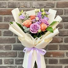 Букет цветов из:  Лизиантусы и Розы #REPLACE_PRED# Тацинской