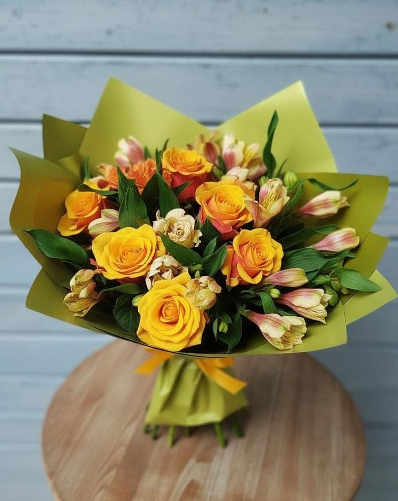 Букет созвездие в Тацинской Букет цветов из: Альстромерии и Розы в Тацинской