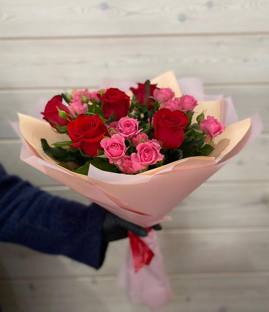 Букет цветов из: Розы в Тацинской
